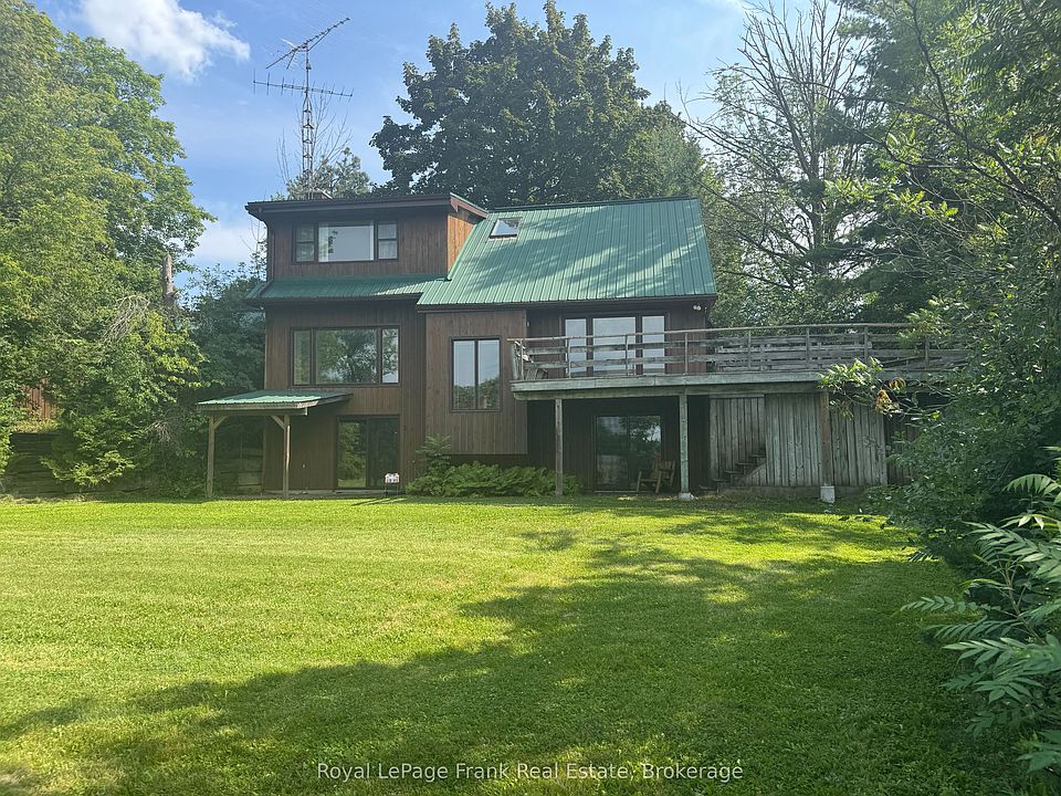 1st image of 674 Dickie Rd
