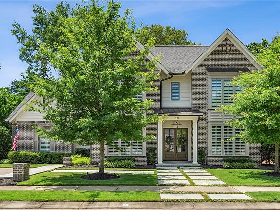 3rd image of 523 Lambs Brook Ln