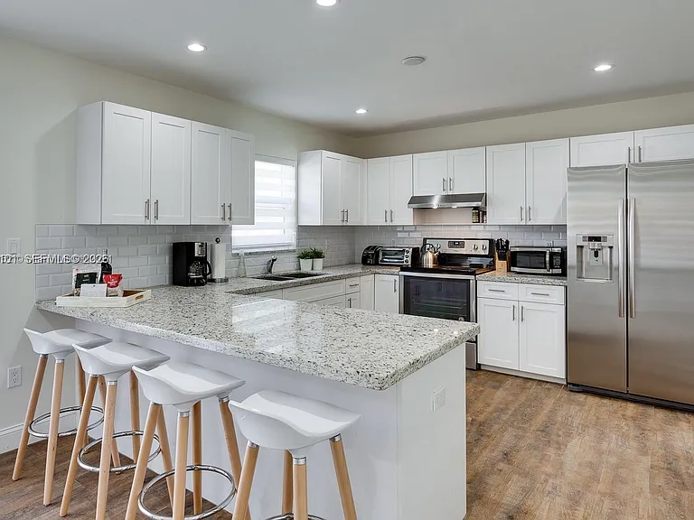 6260 SW 58th Pl — Photo 5