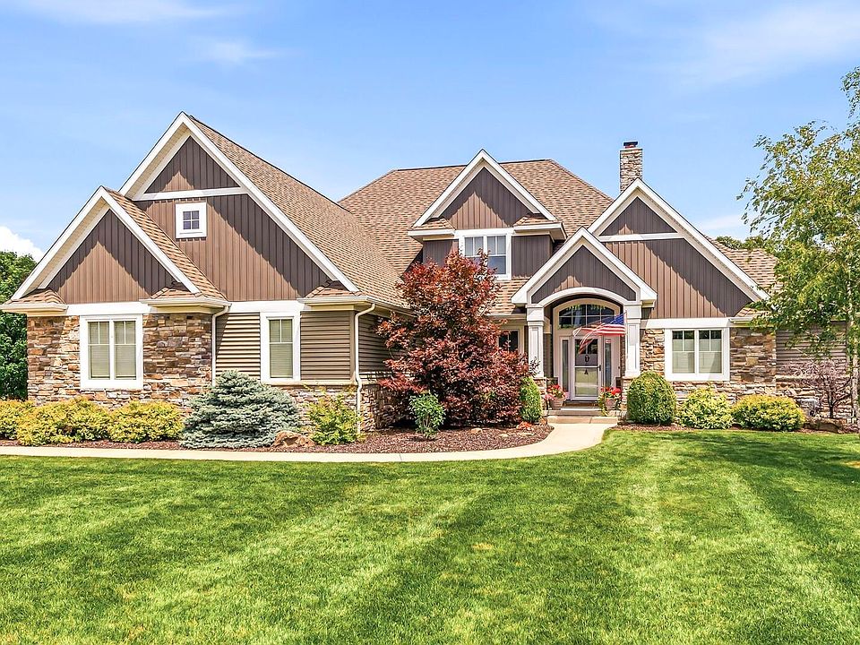 1st image of 56472 Sylvan Meadows Ln