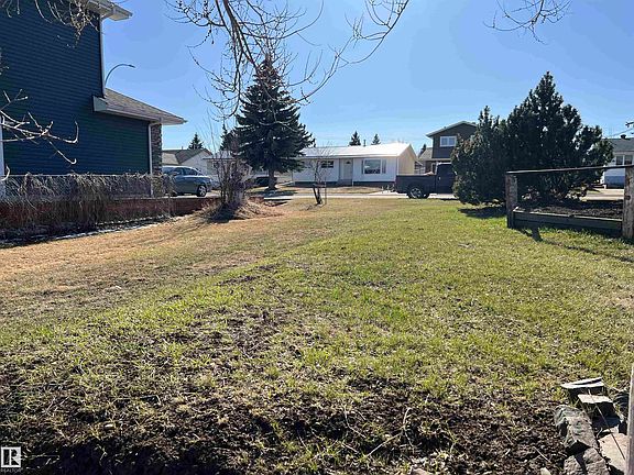 4th image of 5405 47th St