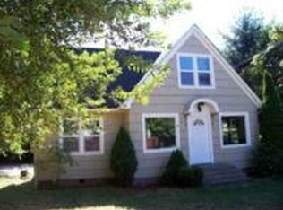 3711 E 18th St, Vancouver, WA 98661