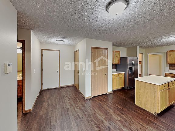 5th image of 2649 Cross Creek Ave