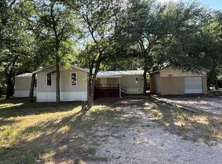 210 Ash Creek Ct, Springtown, TX 76082