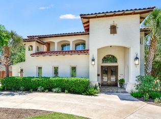 312 Lilac Ln, Terrell Hills, TX 78209