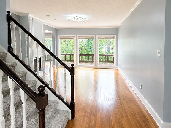 5th image of 753 Lancelot Ln