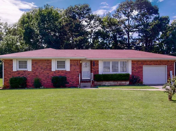 3201 Alpha Dr, Paducah, KY 42003