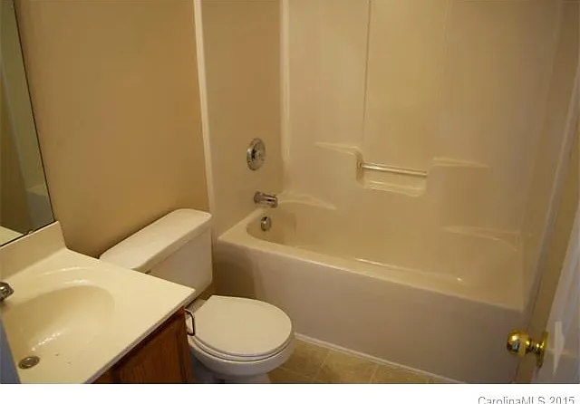 1405 Clooney Ln — Photo 10