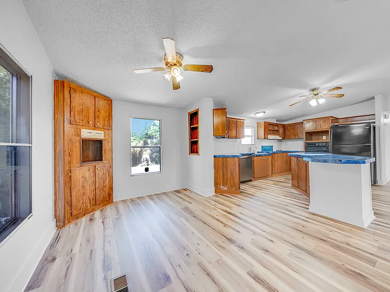 154 Big Oak Ln — Photo 8