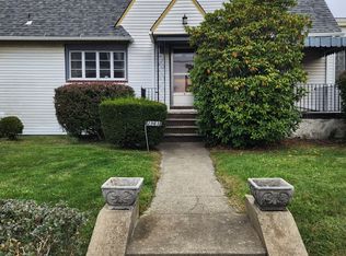 2963 Churchview Ave #1, Pittsburgh, PA 15227
