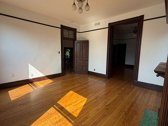 4th image of 2314A Louisiana Ave Floor 2