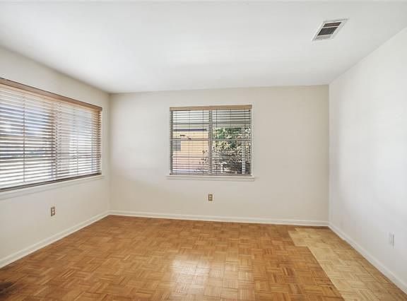 4th image of 843 Nursery Ave