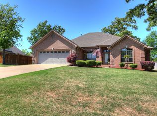 2709 E Maryland Ave, Sherwood, AR 72120