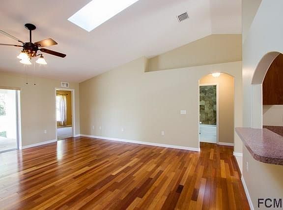 4th image of 26 Princess Kathleen Ln