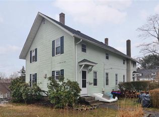 4 Paddy Hill Rd, South Kingstown, RI 02879