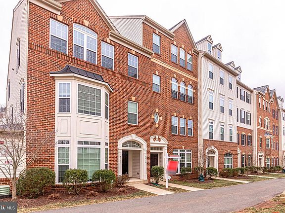 4th image of 7416 Brunson Cir #5R