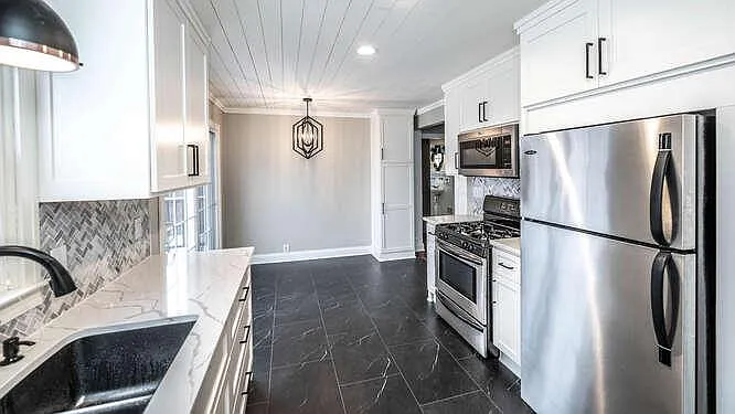 3052 Jersey Ave S — Photo 9