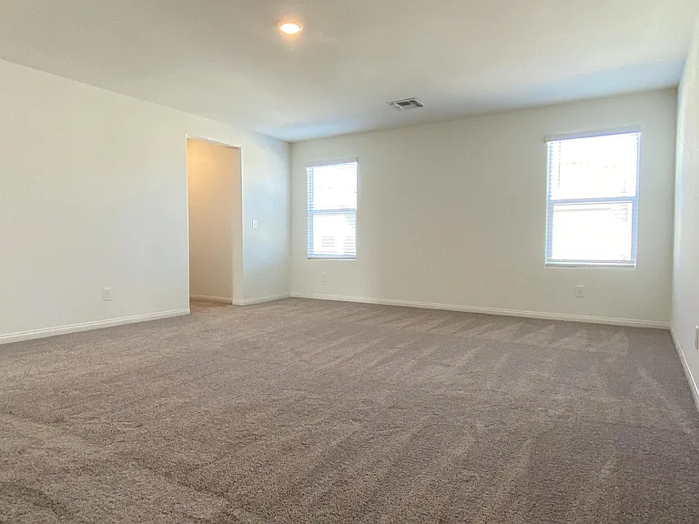 6982 Solano Canyon Ave — Photo 11