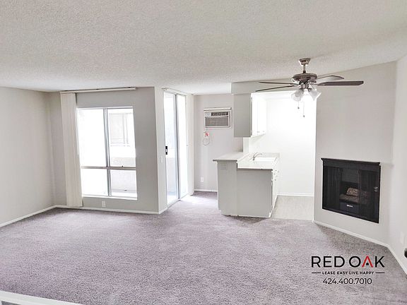 3rd image of 8430 Cedros Ave APT 112