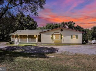 790 River Rd, Mohrsville, PA 19541