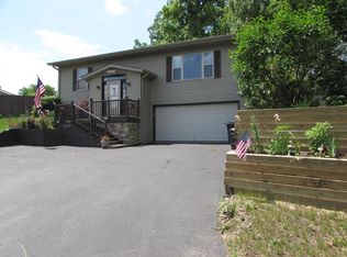 8180 Fishman Rd, Burlington, WI 53105