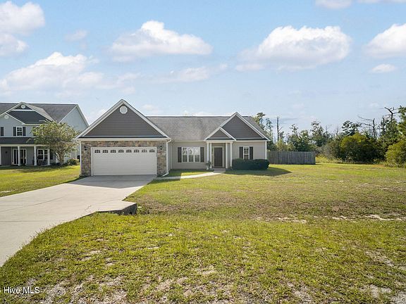 2nd image of 173 Inverness Drive