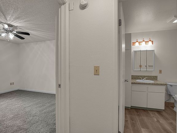 4th image of 1700 Blankenship Rd #769-A4
