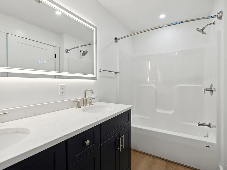 304.5 Maine St #2 — Photo 13