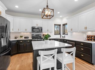 9454 Kirkwood Way N, Maple Grove, MN 55369