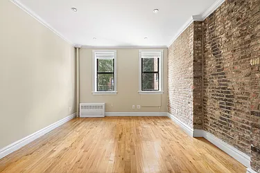 Rented by Cooper & Cooper Real Estate