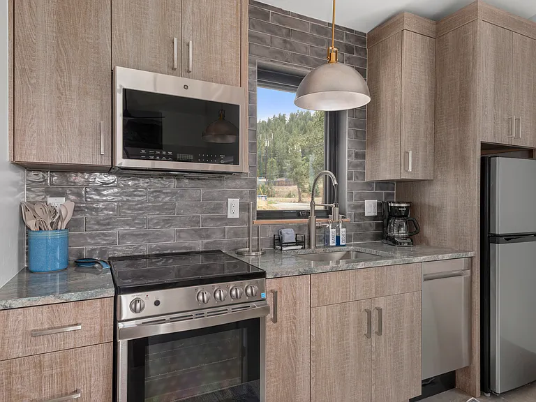 945 Nob Hill Rd #3 — Photo 16