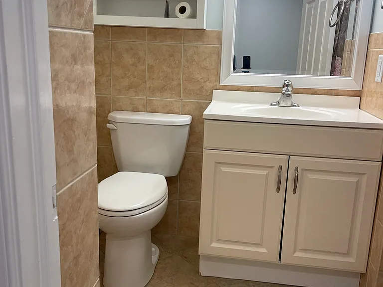 136 Garrett Ave #1 — Photo 29