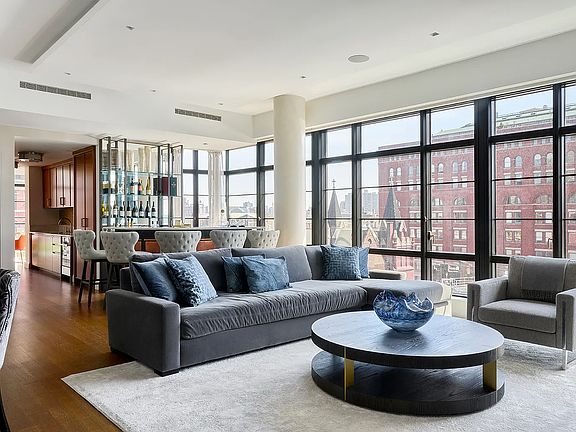 2nd image of 150 Charles St APT 8CS