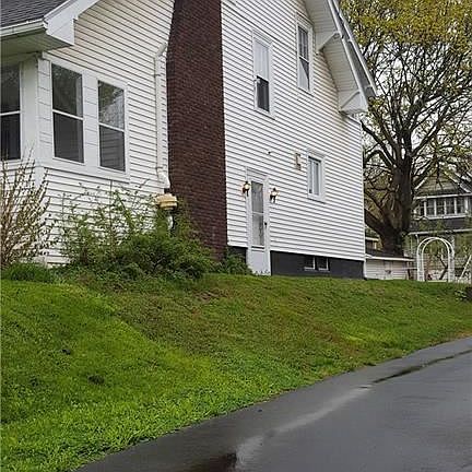4th image of 222 Parkway Dr