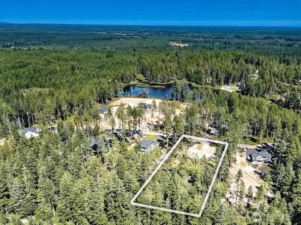 701 W Clear Lake Drive, Shelton, WA 98584