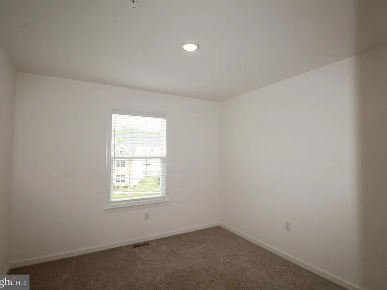 2445 Spring Water Cir — Photo 17
