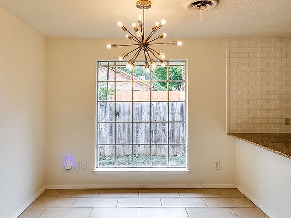 5th image of 3240 Lubbock Ave