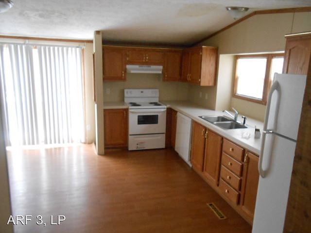 2nd image of 11421 1/2 E 27th St S