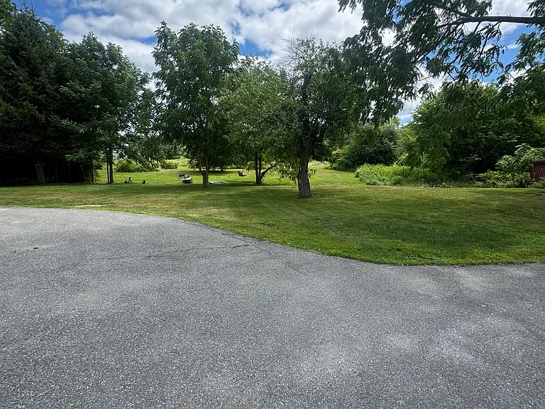 310 River Rd #2 — Photo 2