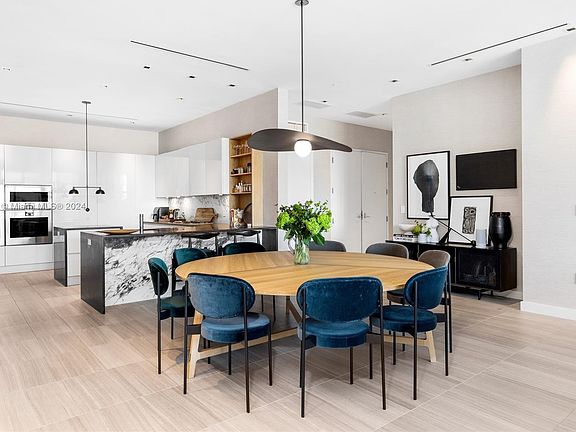 5th image of 4701 N Meridian Ave #304