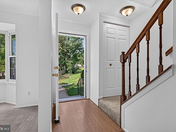 3rd image of 49 Bellfalls Way