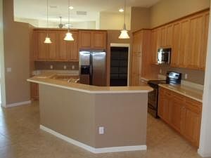 1st image of 2525 SE Victory Ave