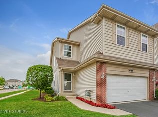 1089 W Birch Ln, Romeoville, IL 60446