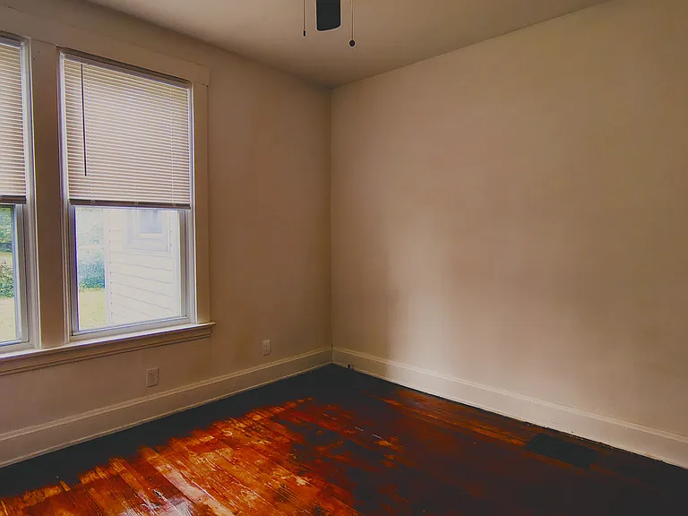2110 Howell St #2 — Photo 13