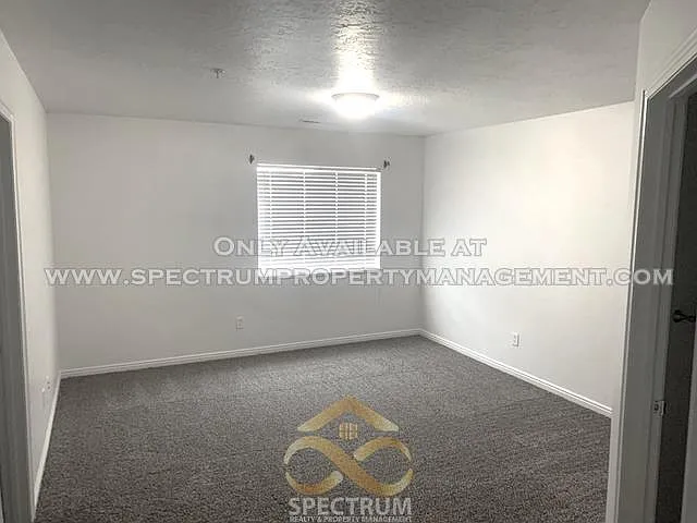 1563 Westbury Way #I — Photo 12