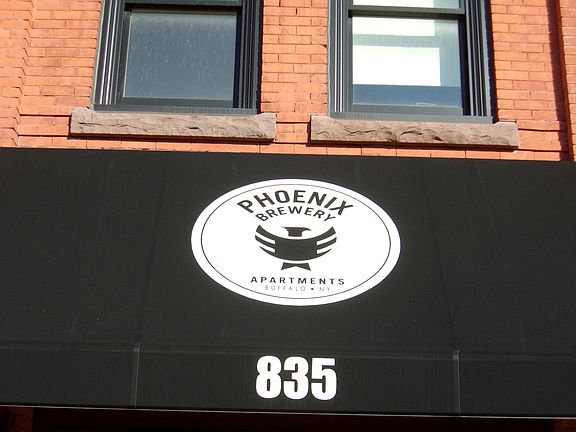 2nd image of 847 Washington St #114