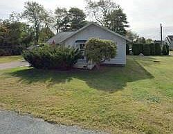 1st image of 124 Overlook Ave