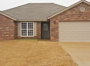2572 Chad Dr, Jonesboro, AR 72405