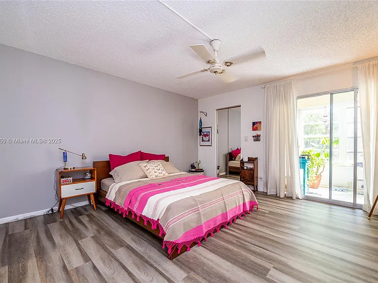 2101 Lucaya Bnd #C1 — Photo 20