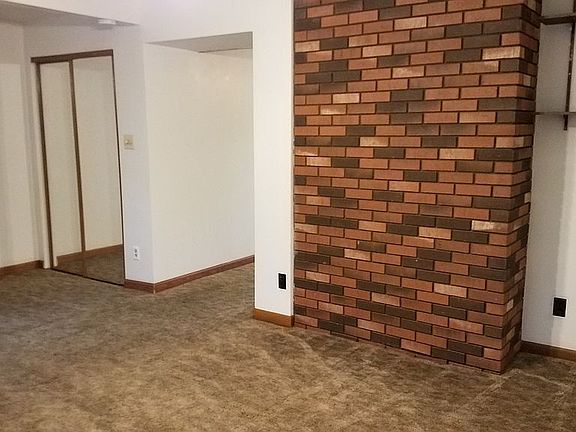 3rd image of 100 Brokaw Ave